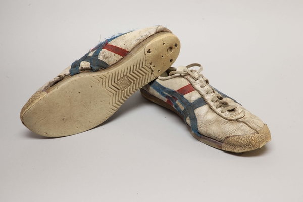 Bill Bowerman 8 + Shoes 14 - Mexico City 66 | Bill Bowerman