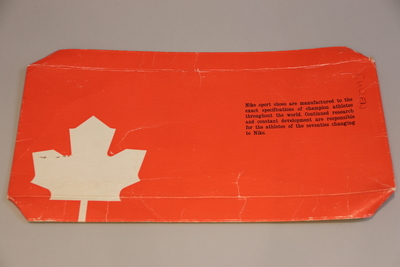 Image Nike 7 + Pre 15 - Shoe Box Cover with Maple Leaf 3 copies