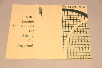 Image Nike 4 (3) - Tennis Shoes Brochure